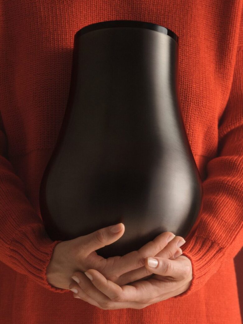 The Last Pot_Teardrop_Giulio Iacchetti_ph Claudia Zalla