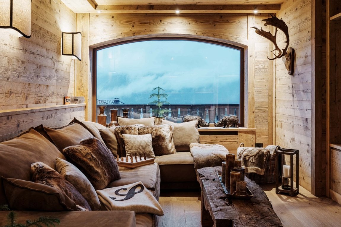Una villa a Cortina d’Ampezzo reinterpreta con eleganza l’estetica montana Una villa a Cortina d’Ampezzo reinterpreta con eleganza l’estetica montana