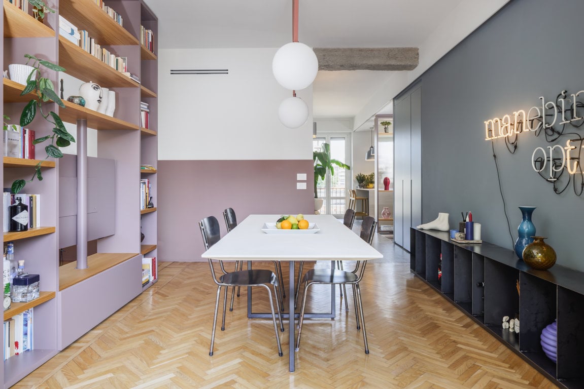 Vivere a Milano. Spazi fluidi, ambienti aperti e pavimenti originali: benvenuti nella casa di via Gluck