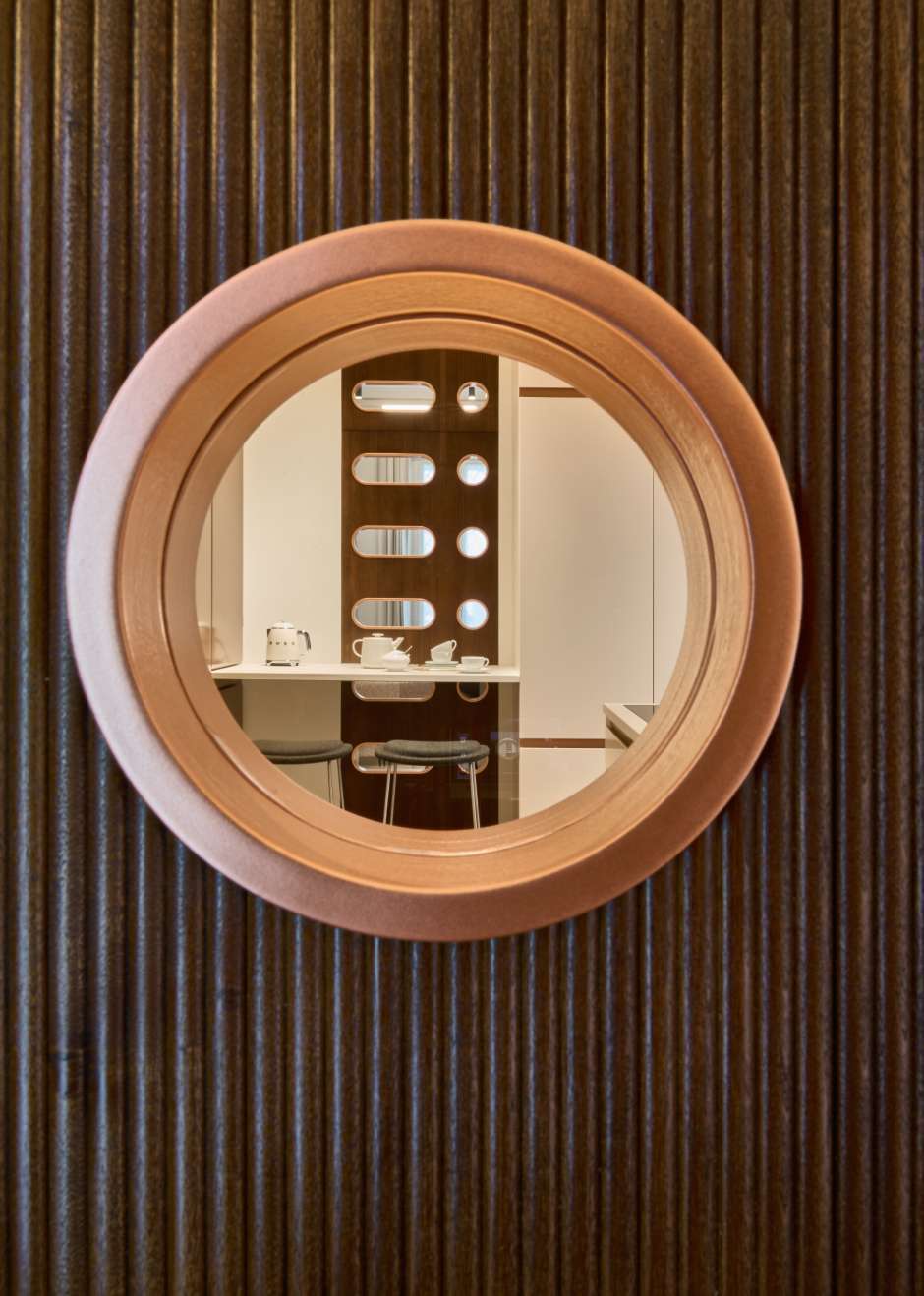 A Milano, la rilettura di un appartamento in Brera costruisce un viaggio nel tempo ricco di stile ed eleganza