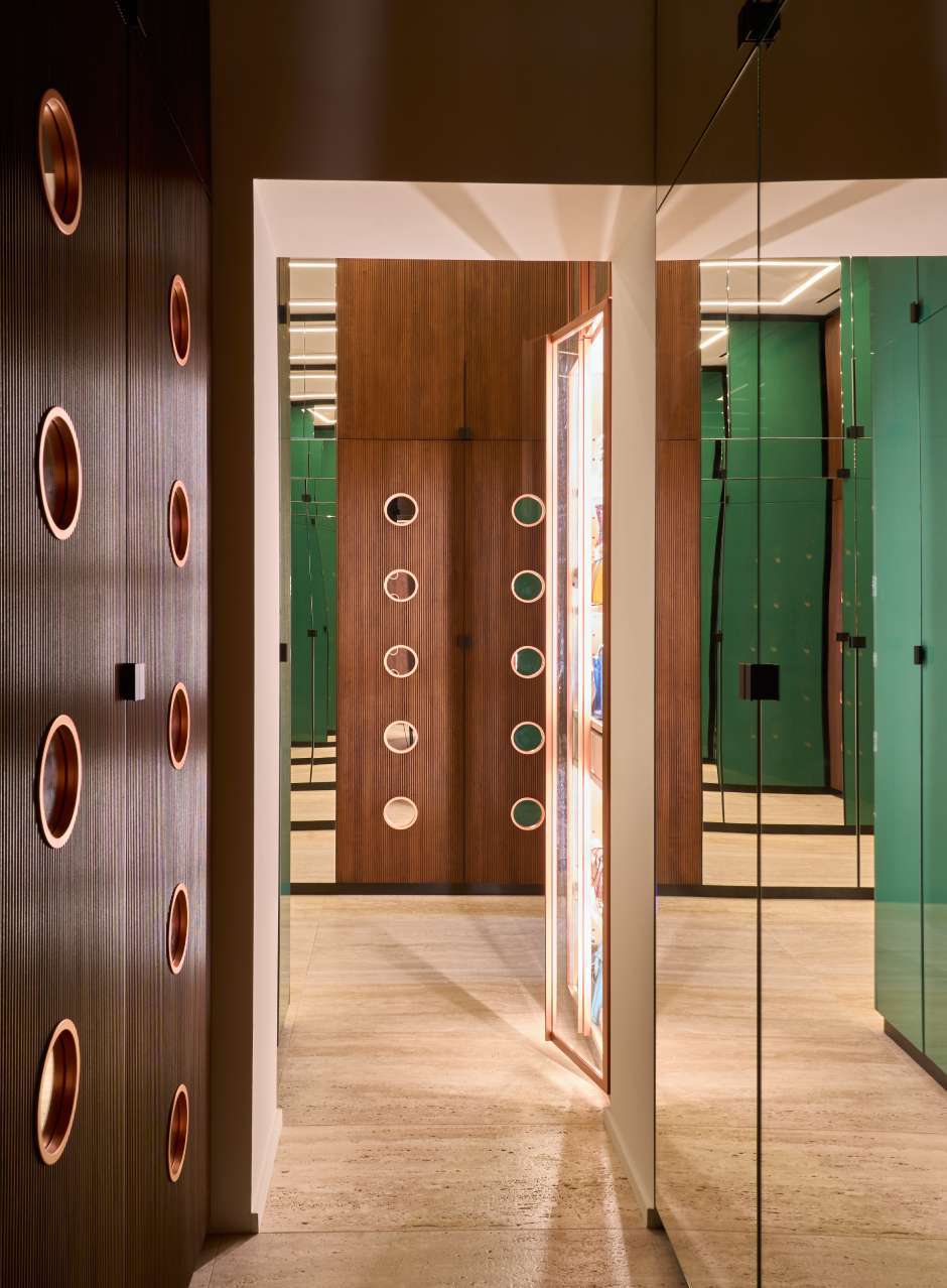 A Milano, la rilettura di un appartamento in Brera costruisce un viaggio nel tempo ricco di stile ed eleganza