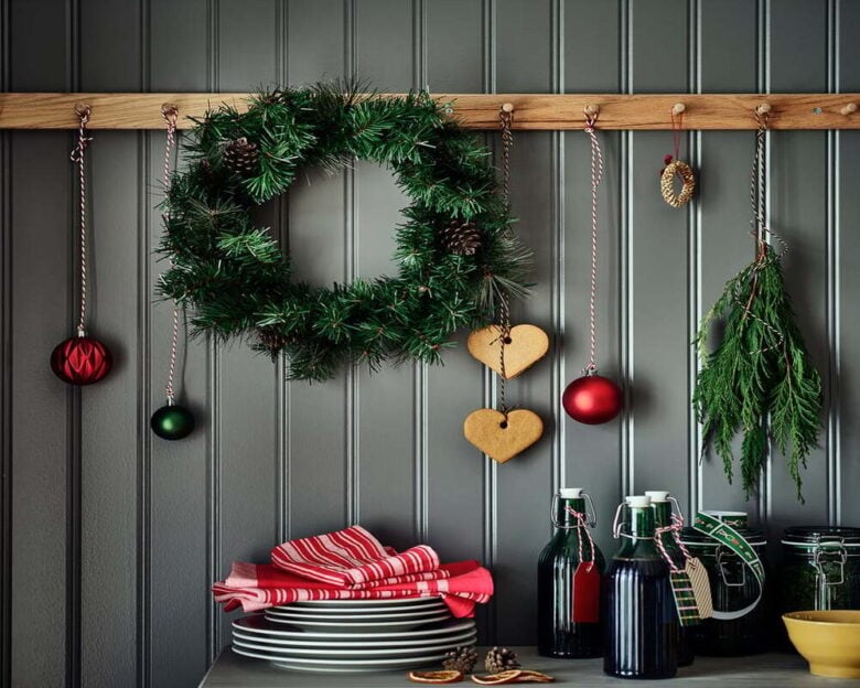 Decorazione da parete in pino