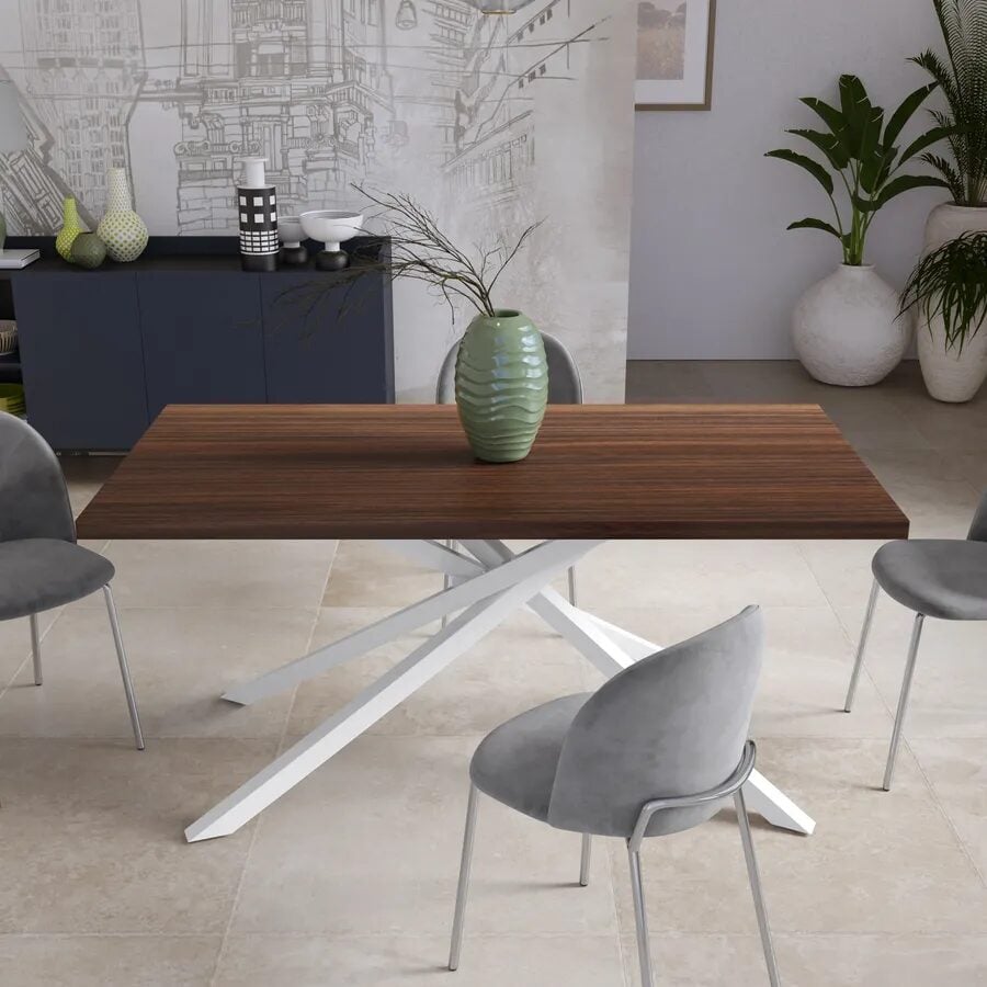 Tavolo effetto rovere marrone scuro