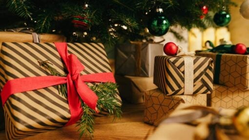 Non impazzire, al regalo perfetto di Natale ci pensa Obi: due soluzioni a meno di 20 €