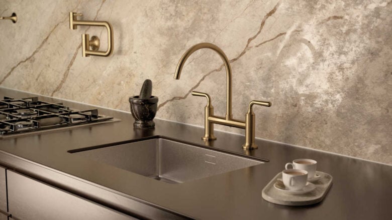 rubinetti-cucina-dornbracht-kitchen-brushed-dark-brass.1