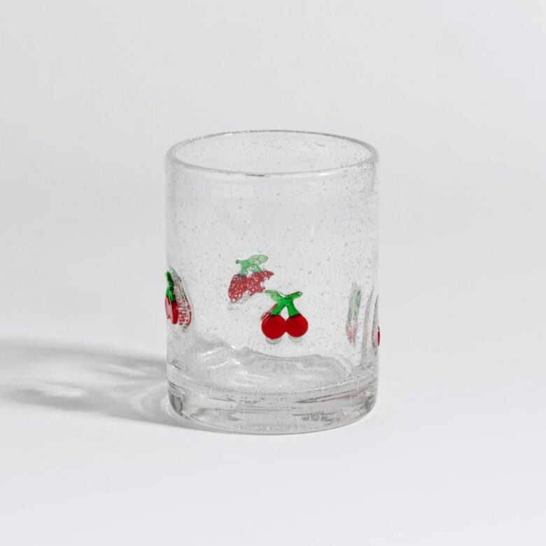 Ciliegie bicchiere in vetro trasparente