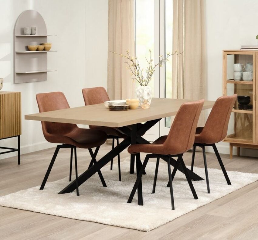 Saldi su sedie e tavoli Jysk: i prezzi irresistibili con sconti fino al 70 %