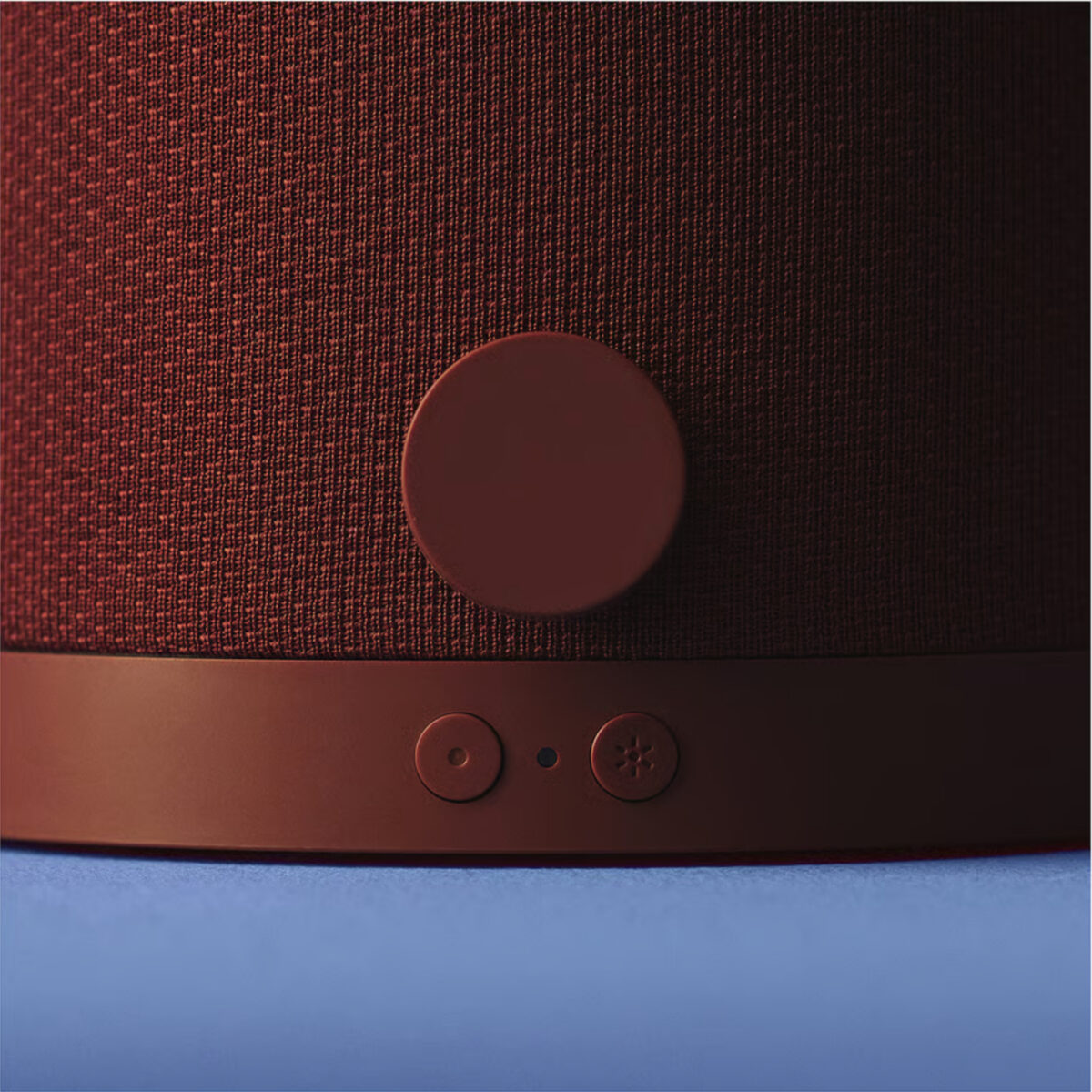 Lampada moderna: luce e suono si uniscono con Ikea