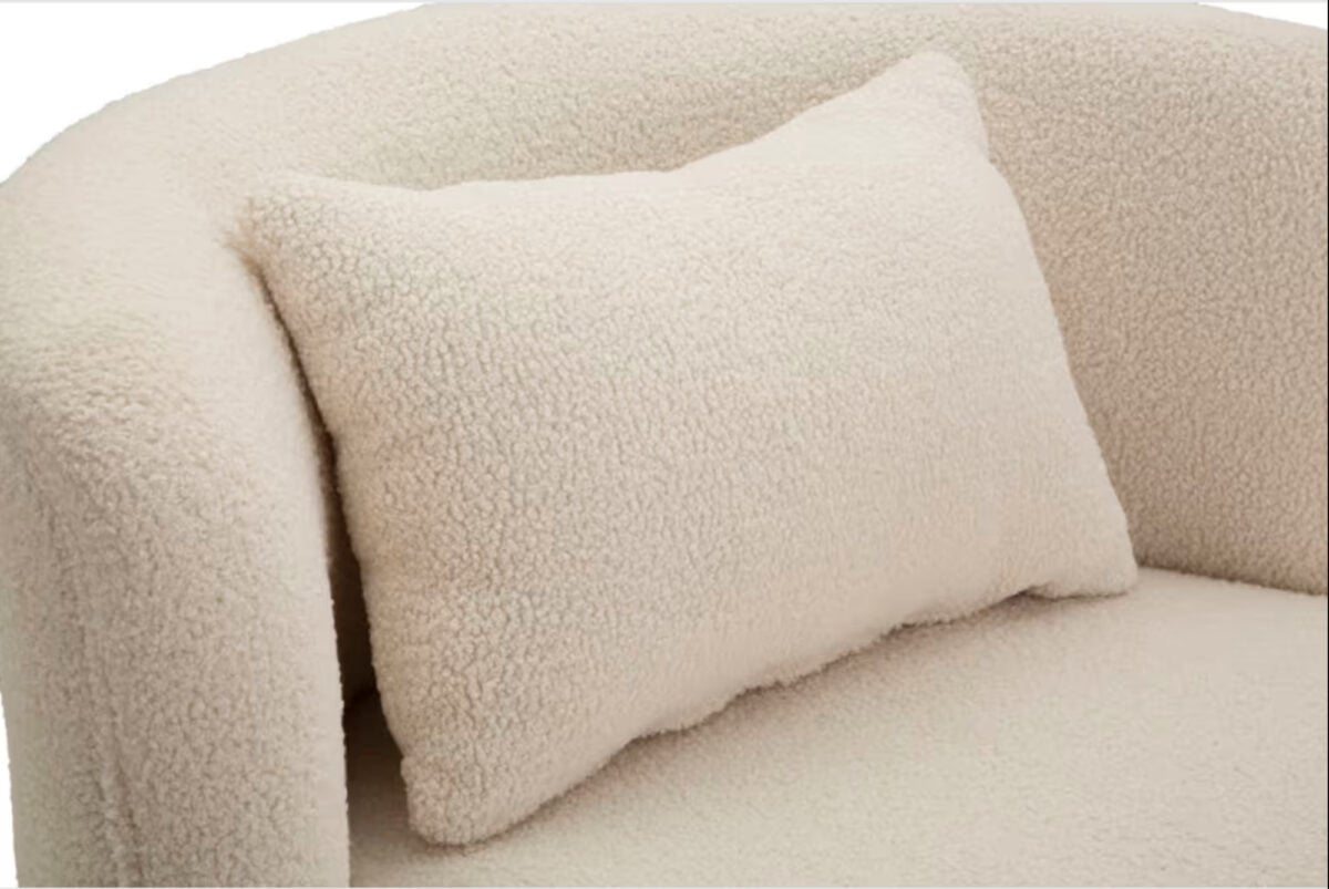 Poltrona elegante: l’oro che cambia volto con Maisons du Monde Poltrona elegante: l’oro che cambia volto con Maisons du Monde