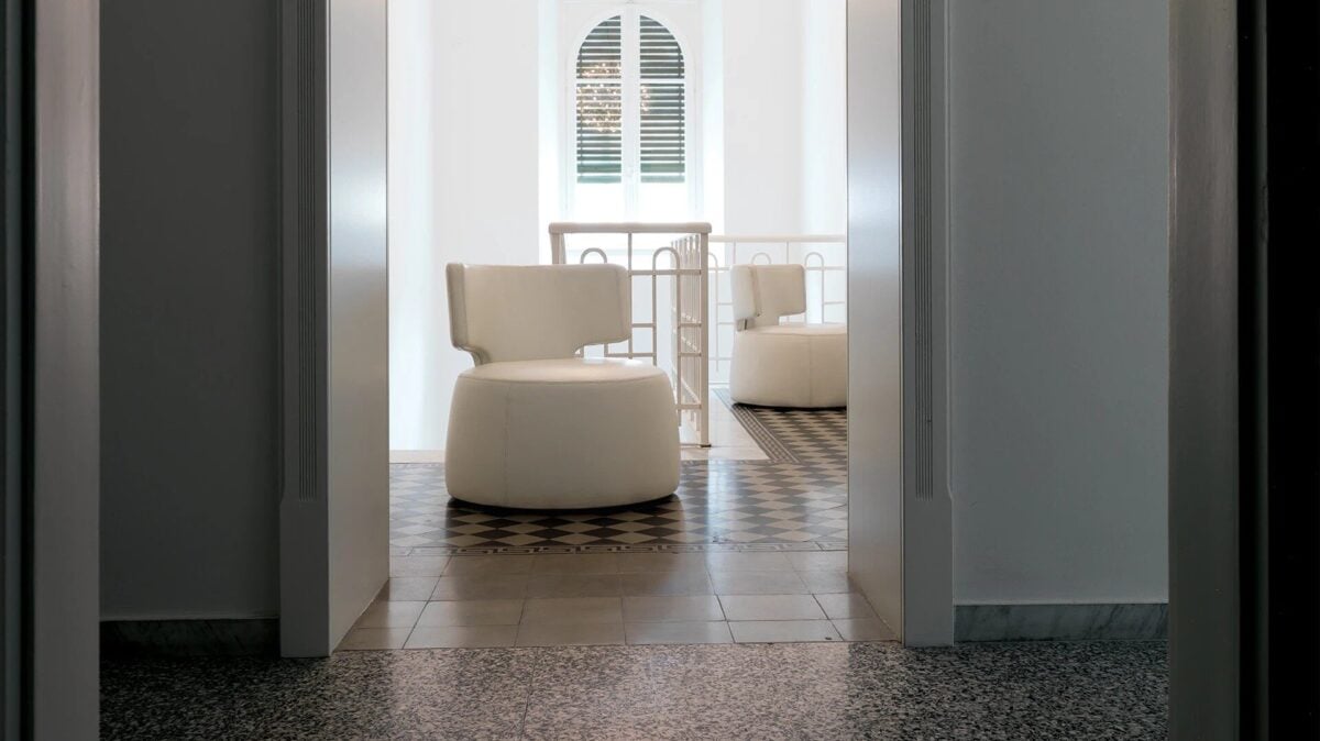 Lusso contemporaneo nel nuovo catalogo Chateau d&rsquo;Ax 2026