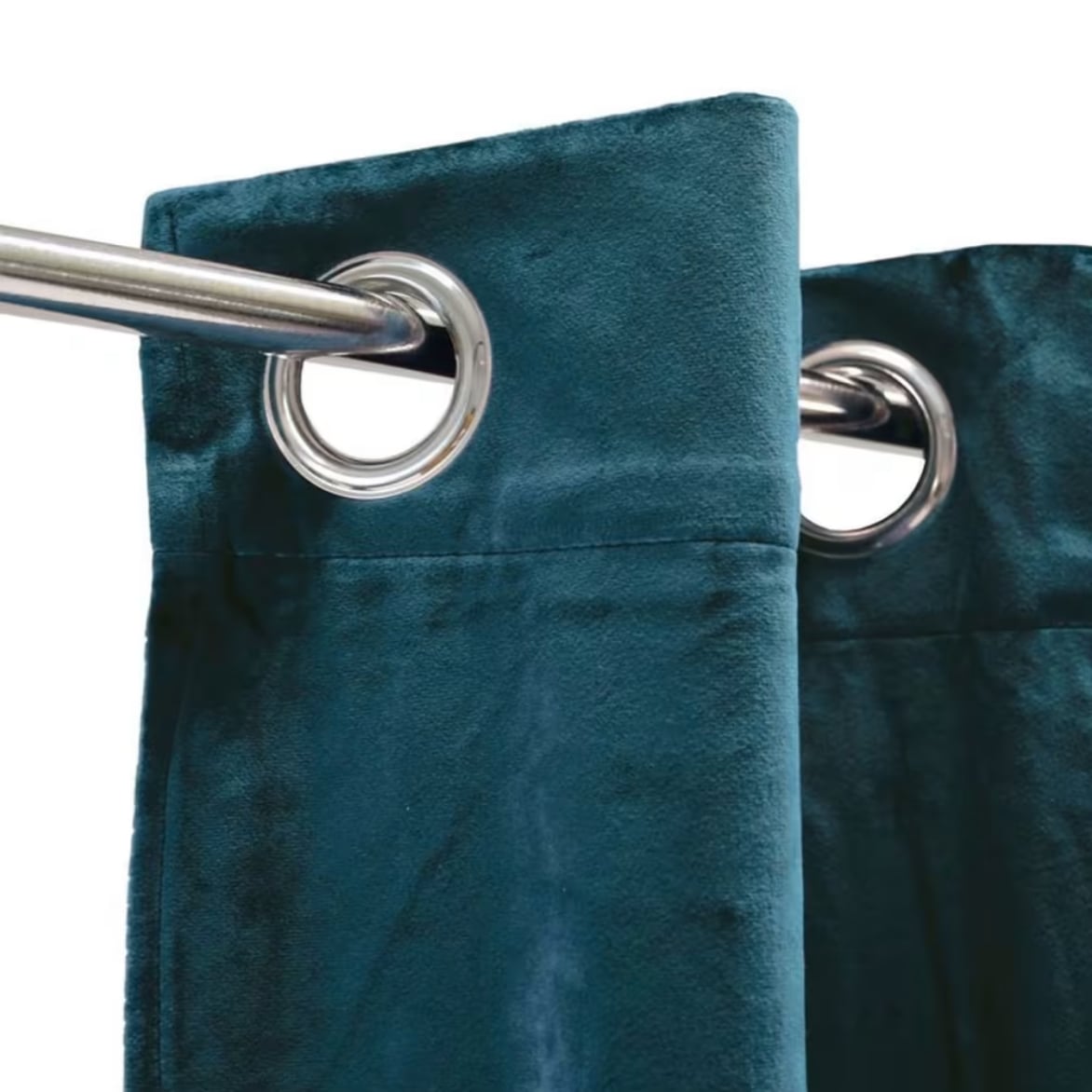 Tenda oscurante: eleganza e praticit&agrave; con Maisons du Monde