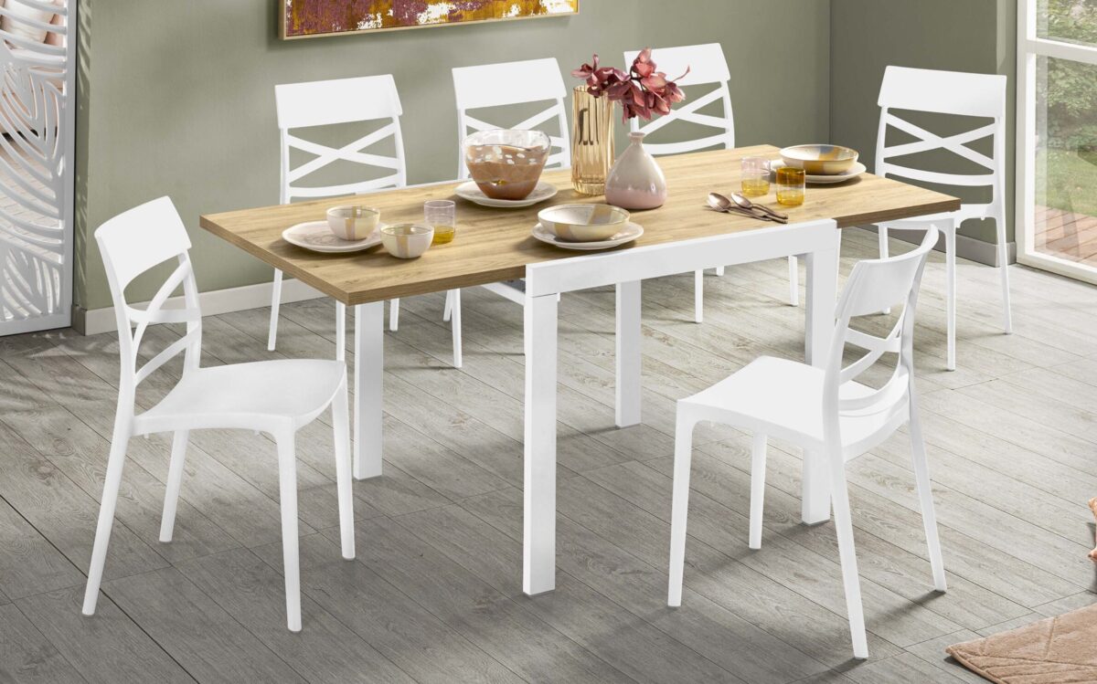 Miglior prezzo di febbraio: scorte gi&agrave; sotto pressione Mondo Convenienza sui tavoli allungabili