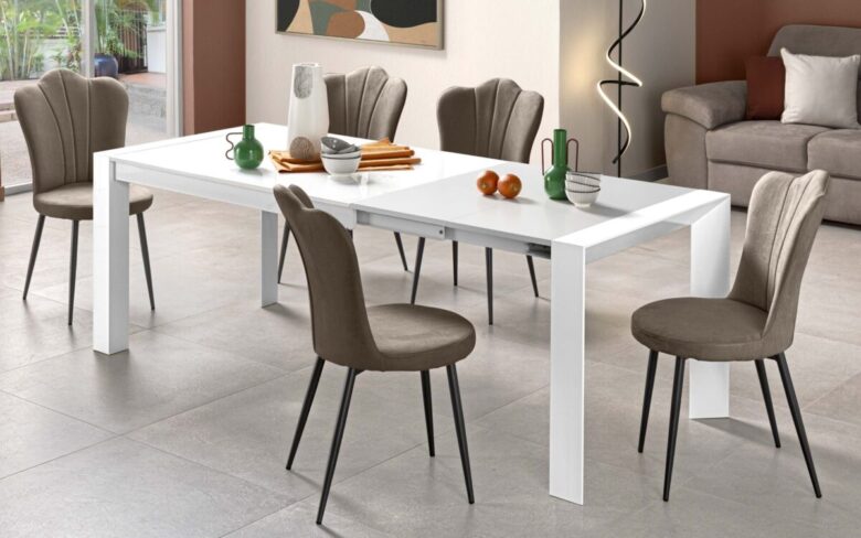 Mondo-Convenienza-tavolo-allungabile-laccato