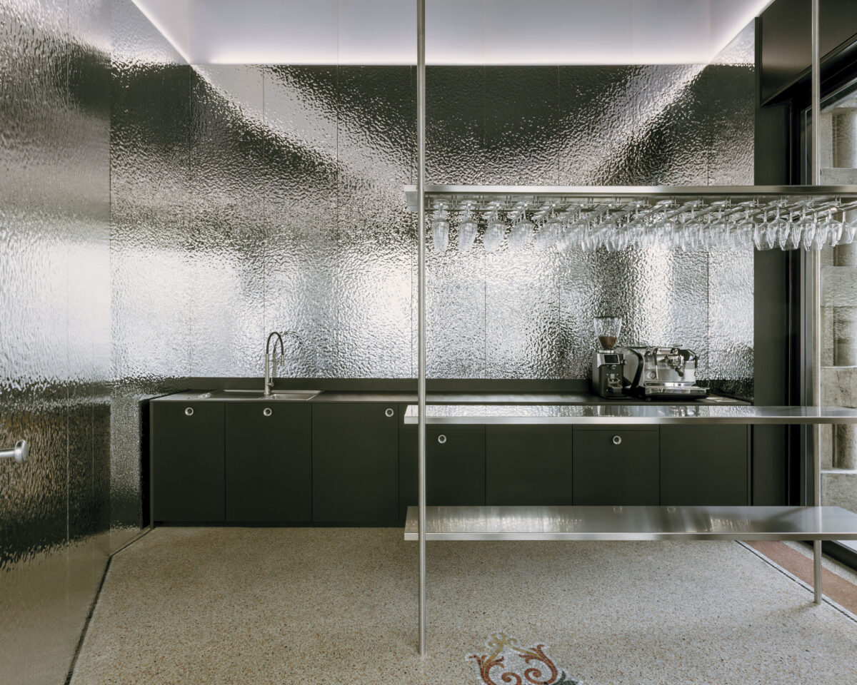 Tre caffetterie superano la mera funzione di ristorazione per ospitare nuovi immaginari