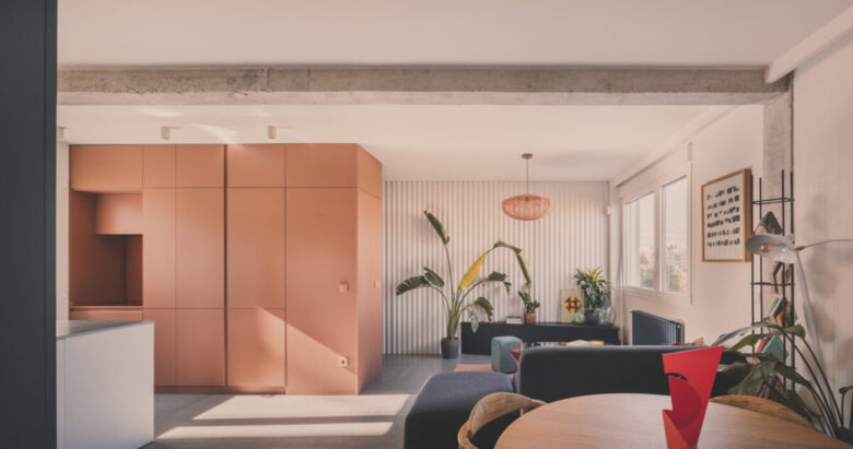 House 64 - OOIIO Architecture