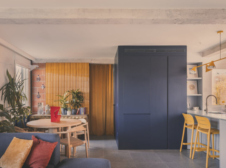 House 64 - OOIIO Architecture