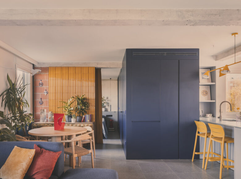 House 64 - OOIIO Architecture