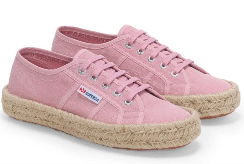 La rivoluzione di primavera delle Superga 2750: la suola in corda &egrave; super glamour