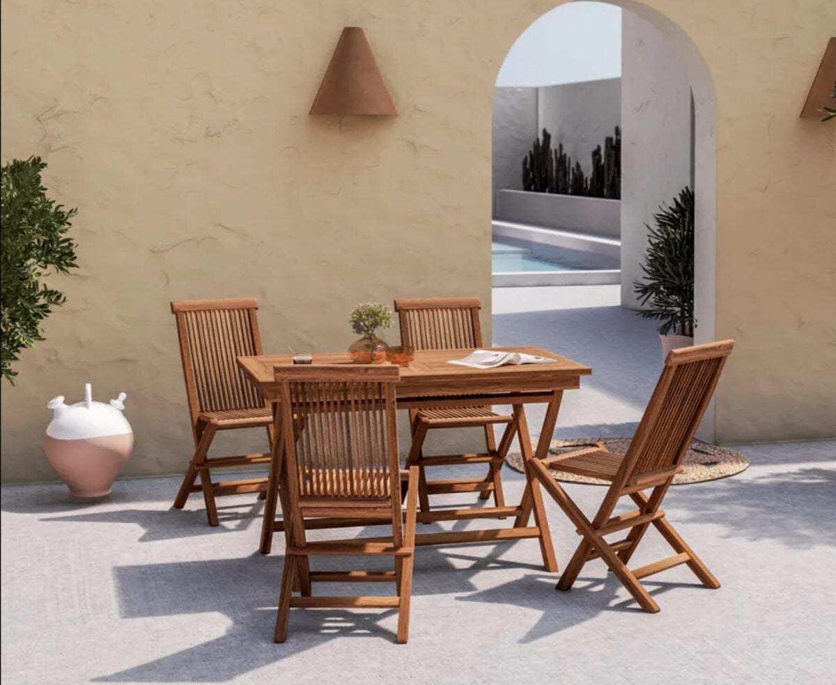 Fino all&rsquo;80% di sconto: Deghi arreda il giardino con offerte mai viste prima