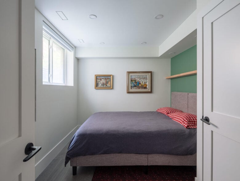 114404-main_7839-1_114404_sc_v2com