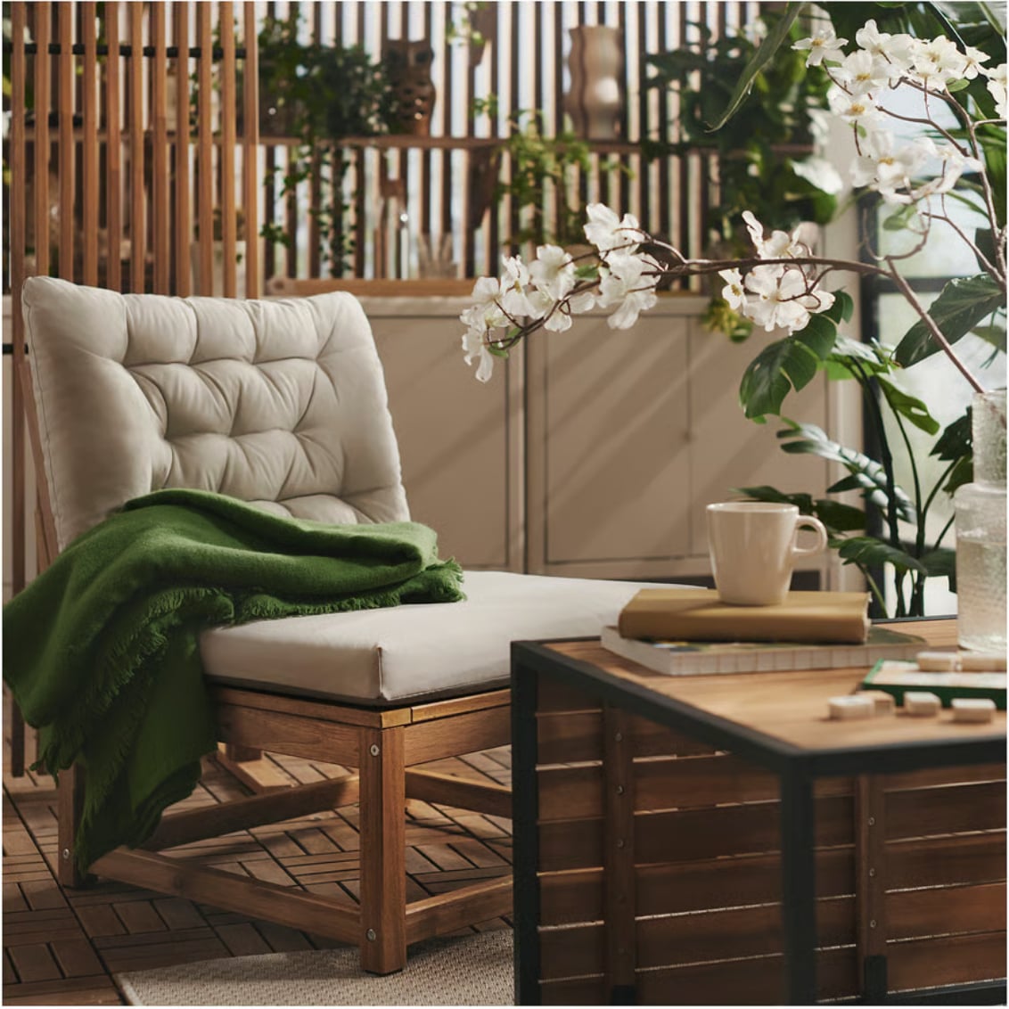 Arredare il balcone in primavera: un elemento, tre soluzioni con Ikea Arredare il balcone in primavera: un elemento, tre soluzioni con Ikea