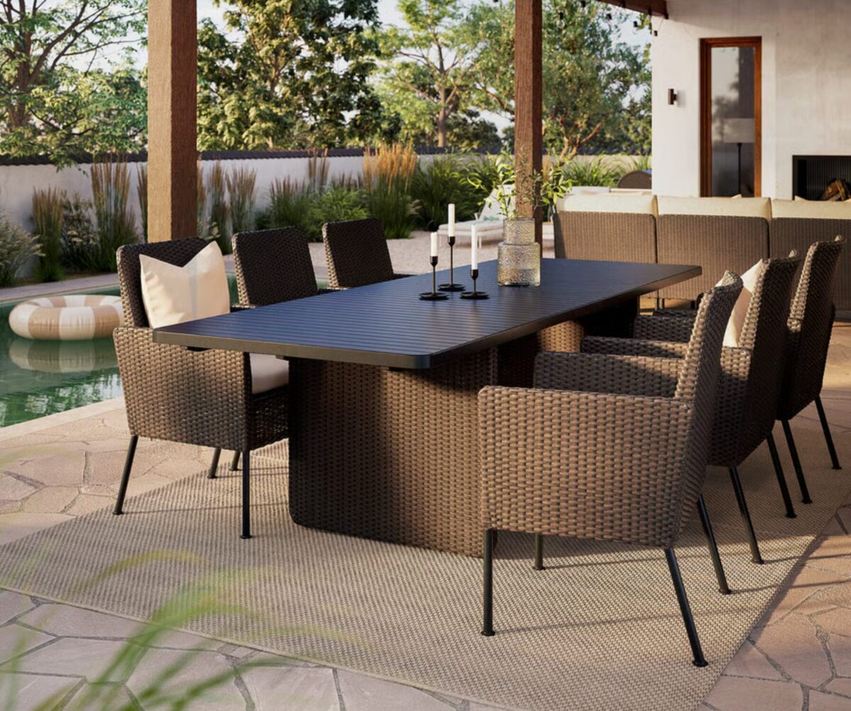 IKEA tavoli catalogo 2026: dalla cucina al giardino, i modelli che semplificano la vita