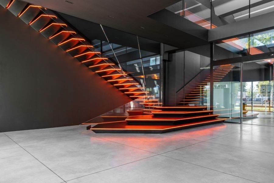 La scala come elemento architettonico fondamentale nel determinare lo stile dell&rsquo;interior