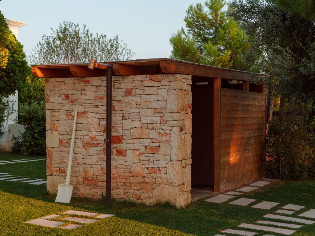 Il restauro di una masseria pugliese segna la rinascita di un’antica residenza del Settecento nel segno della sottrazione consapevole Il restauro di una masseria pugliese segna la rinascita di un’antica residenza del Settecento nel segno della sottrazione consapevole