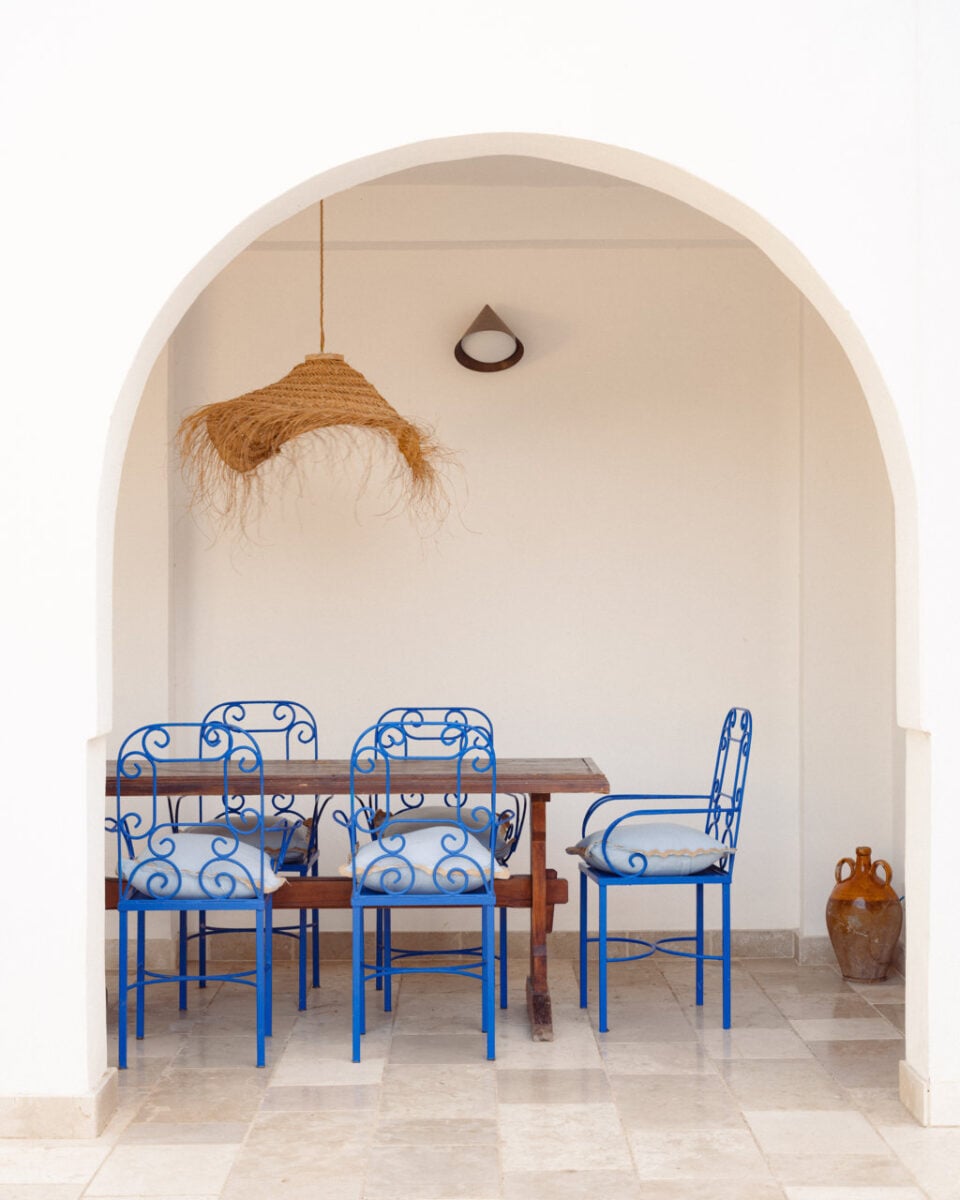 Il restauro di una masseria pugliese segna la rinascita di un’antica residenza del Settecento nel segno della sottrazione consapevole Il restauro di una masseria pugliese segna la rinascita di un’antica residenza del Settecento nel segno della sottrazione consapevole