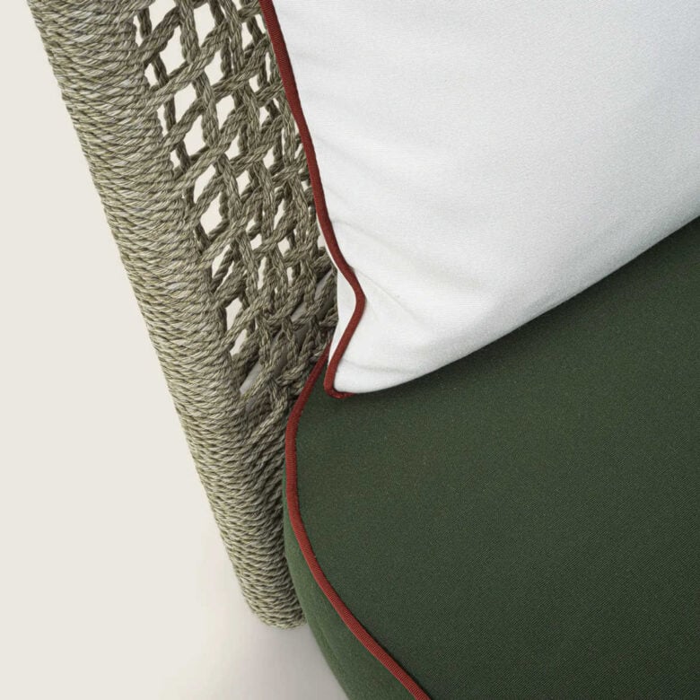 9 outdoor-flexform-everett-armchair-dettaglio