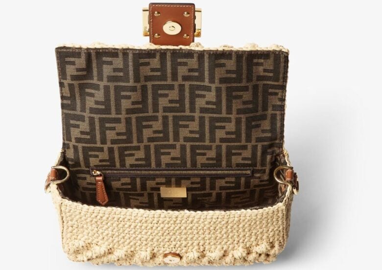 Sapore d’estate ma anche di fashion: la nuova Baguette Fendi &egrave; impeccabile