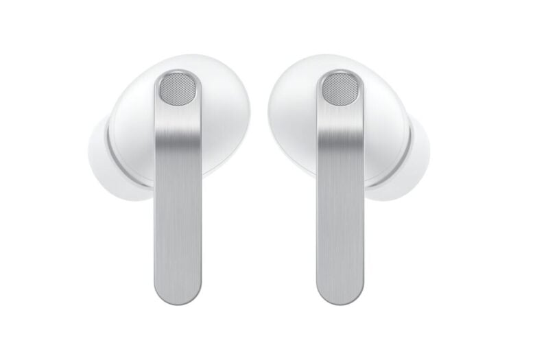 Non chiamateli “auricolari”: i Galaxy Buds4 Pro arrivano dal futuro Non chiamateli “auricolari”: i Galaxy Buds4 Pro arrivano dal futuro