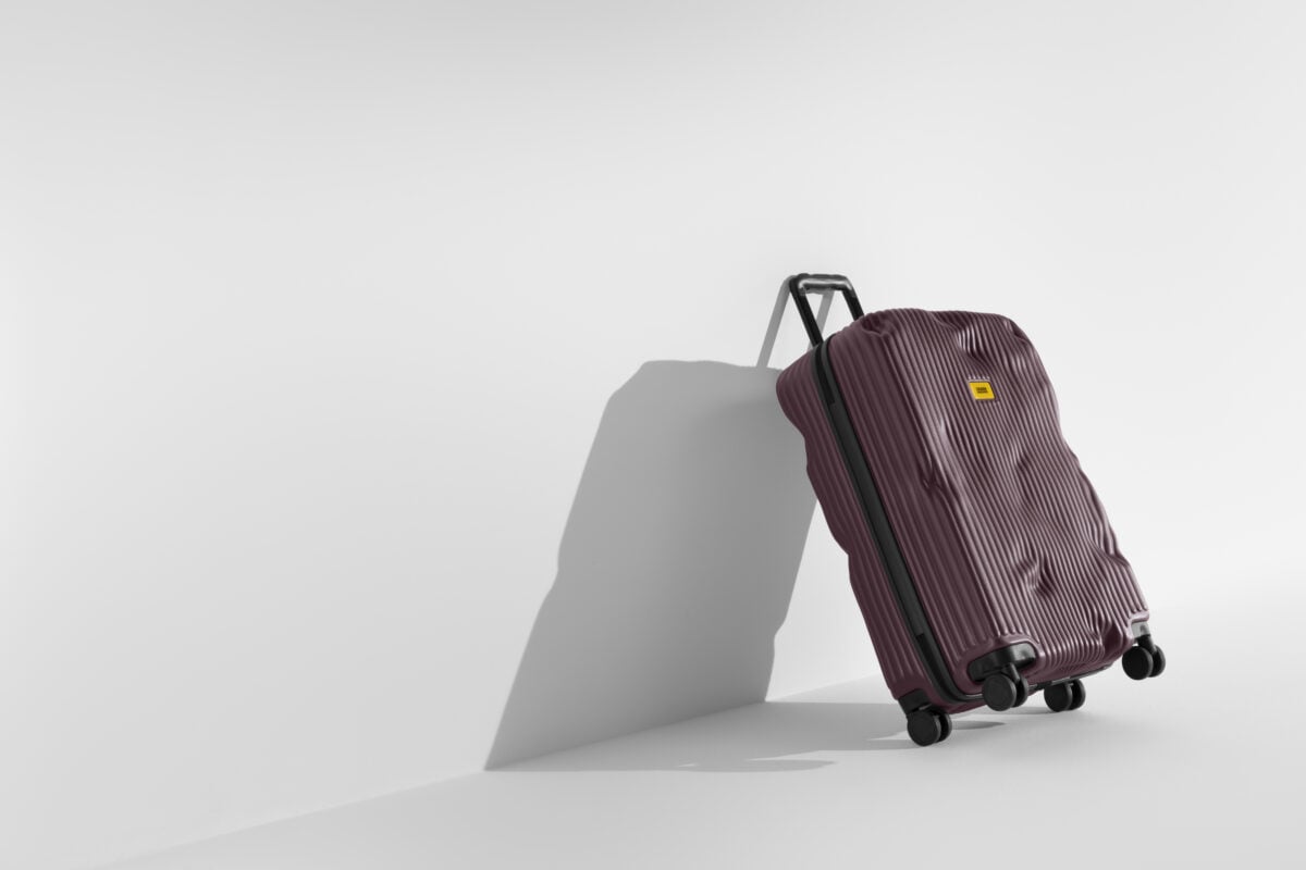 Pronti per le vacanze? Ecco sei accessori per viaggiare leggeri senza rinunciare allo stile e alla praticità Pronti per le vacanze? Ecco sei accessori per viaggiare leggeri senza rinunciare allo stile e alla praticità