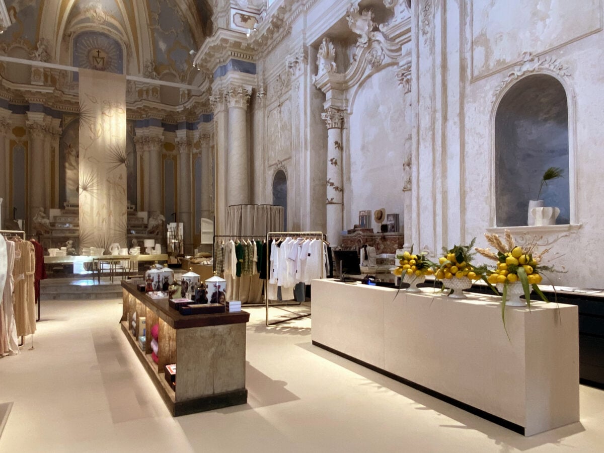 Nel cuore del barocco di Noto, una dimora storica si trasforma tra hospitality contemporanea e una chiesa convertita in boutique Nel cuore del barocco di Noto, una dimora storica si trasforma tra hospitality contemporanea e una chiesa convertita in boutique
