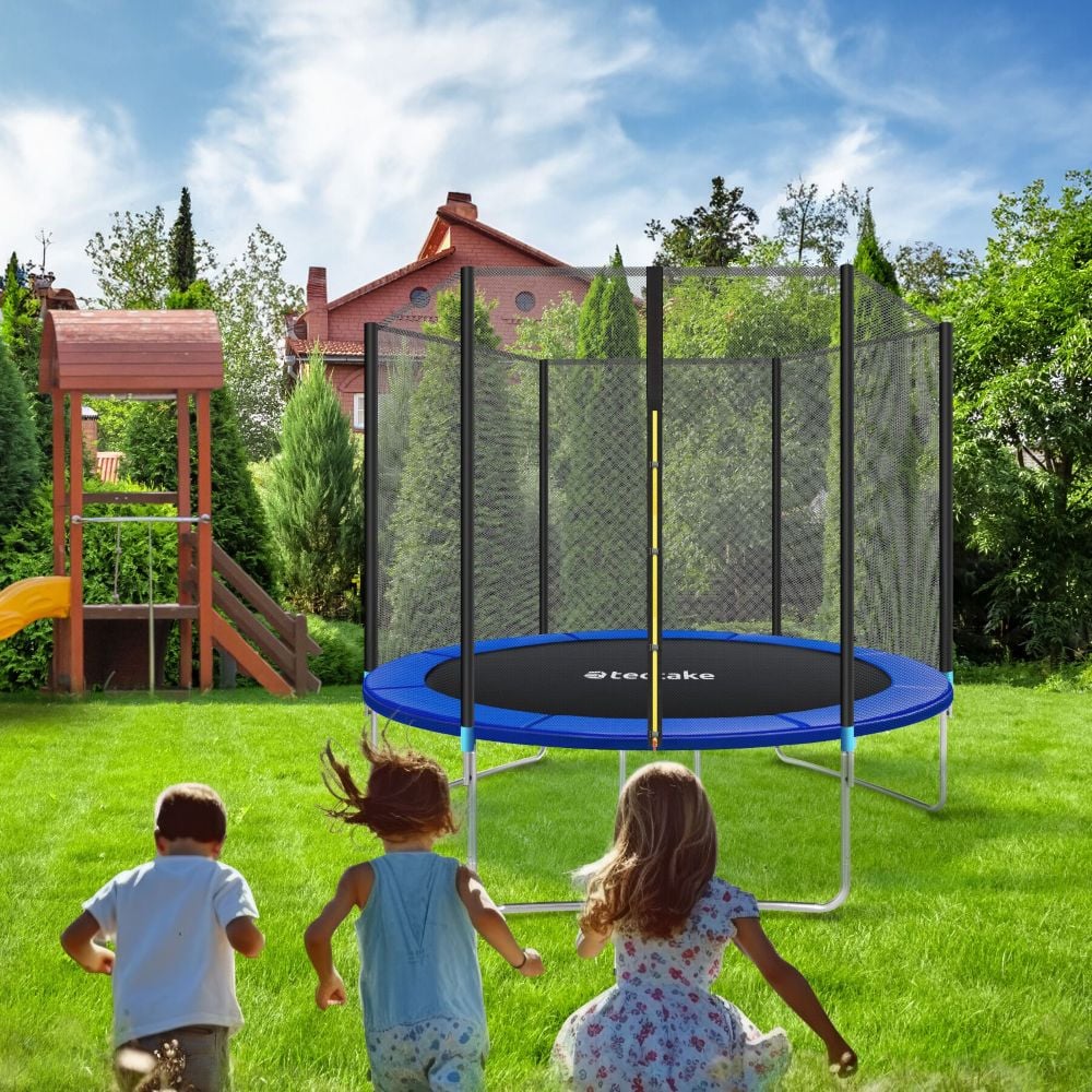 Trampolino in acciaio con rete di sicurezza protezione e apertura con zip Trampolino in acciaio con rete di sicurezza protezione e apertura con zip