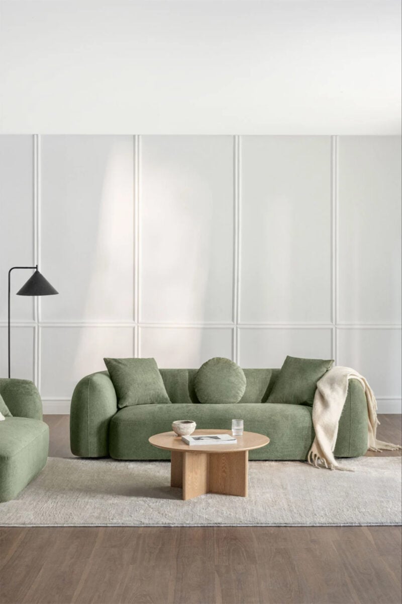 Divano moderno: Sklum segue la tendenza delle forme morbide