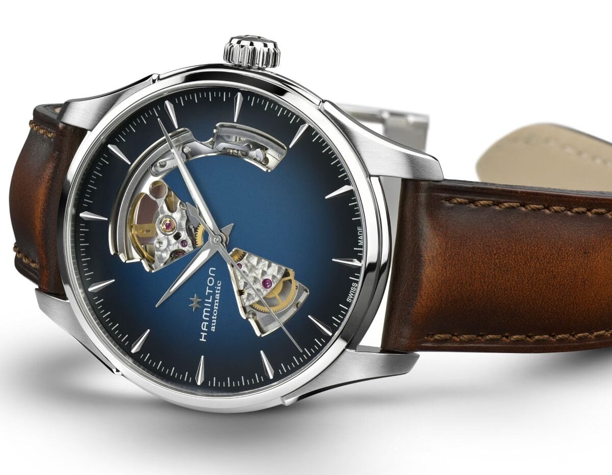 Spielberg punta ancora sugli orologi Hamilton e “Disclosure Day” diventa già iconico Spielberg punta ancora sugli orologi Hamilton e “Disclosure Day” diventa già iconico