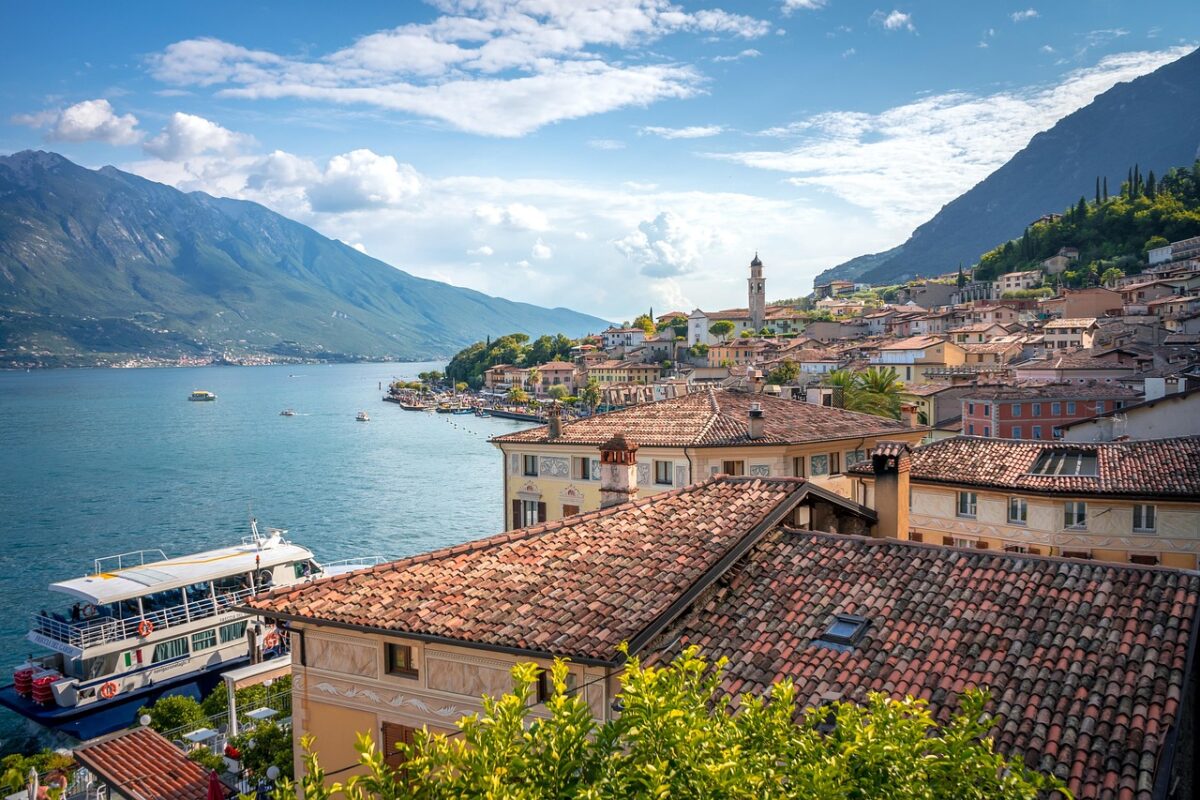 Laghi d’Italia: ecco quanto costa comprare casa al lago Laghi d’Italia: ecco quanto costa comprare casa al lago