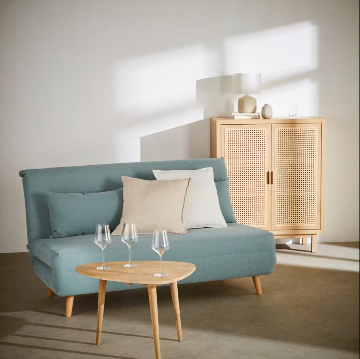 Lampada da tavolo: da Maisons du Monde il modello che sembra molto pi&ugrave; costoso
