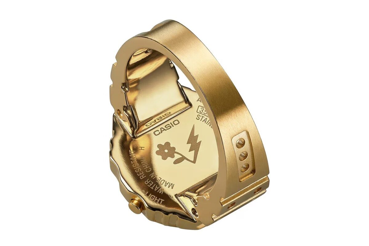 Oro e strass per l&rsquo;orologio anello Casio di J Balvin: sar&agrave; il nuovo trend dell&rsquo;anno!