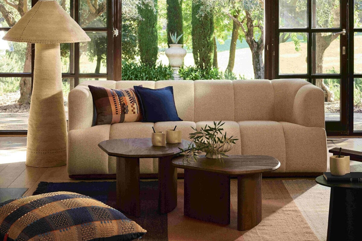 Soggiorno stile naturale: la nuova collezione Maisons du Monde che sorprende Soggiorno stile naturale: la nuova collezione Maisons du Monde che sorprende