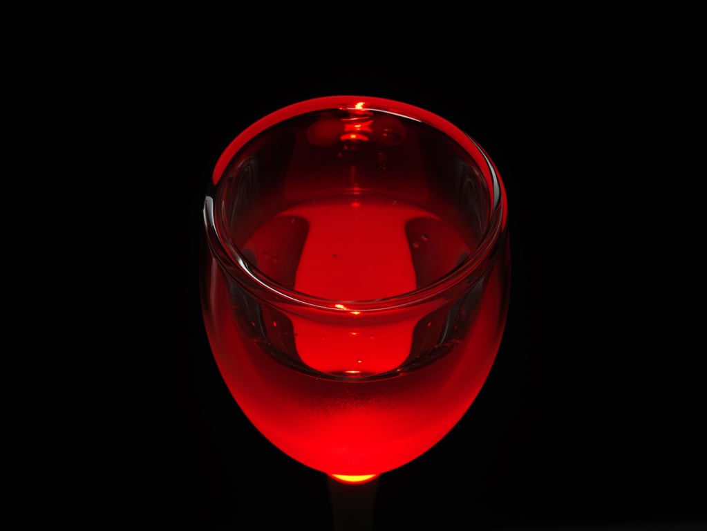Rendere la tavola più divertente o sorprendente si può, basta avere attenzione al dettaglio e un po’ di fantasia. Ecco le stoviglie che non ti aspetti Rendere la tavola più divertente o sorprendente si può, basta avere attenzione al dettaglio e un po’ di fantasia. Ecco le stoviglie che non ti aspetti