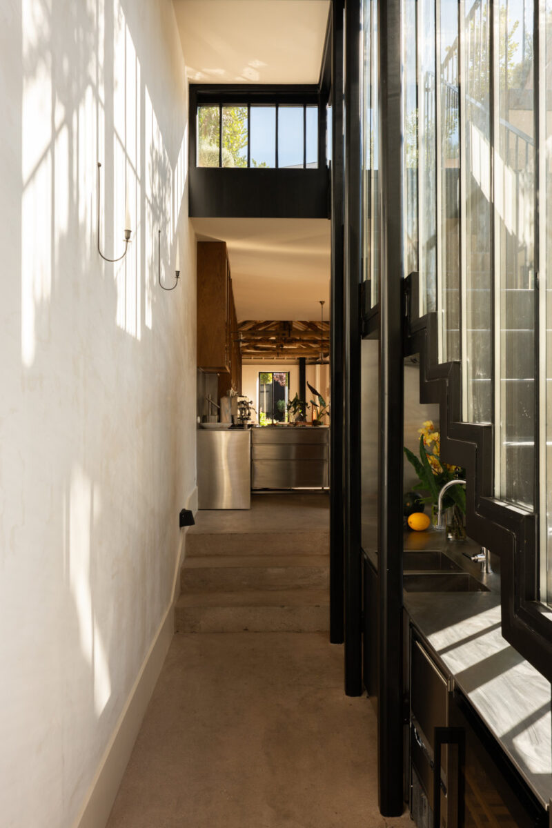 Casa Cedo è una guest house boutique dove il tempo scorre lento, fra giardini segreti e salotti dalle atmosfere Déco Casa Cedo è una guest house boutique dove il tempo scorre lento, fra giardini segreti e salotti dalle atmosfere Déco