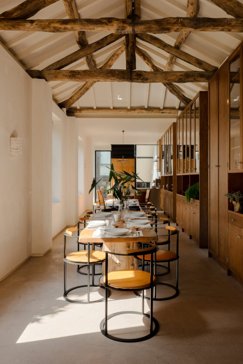 Casa Cedo è una guest house boutique dove il tempo scorre lento, fra giardini segreti e salotti dalle atmosfere Déco Casa Cedo è una guest house boutique dove il tempo scorre lento, fra giardini segreti e salotti dalle atmosfere Déco