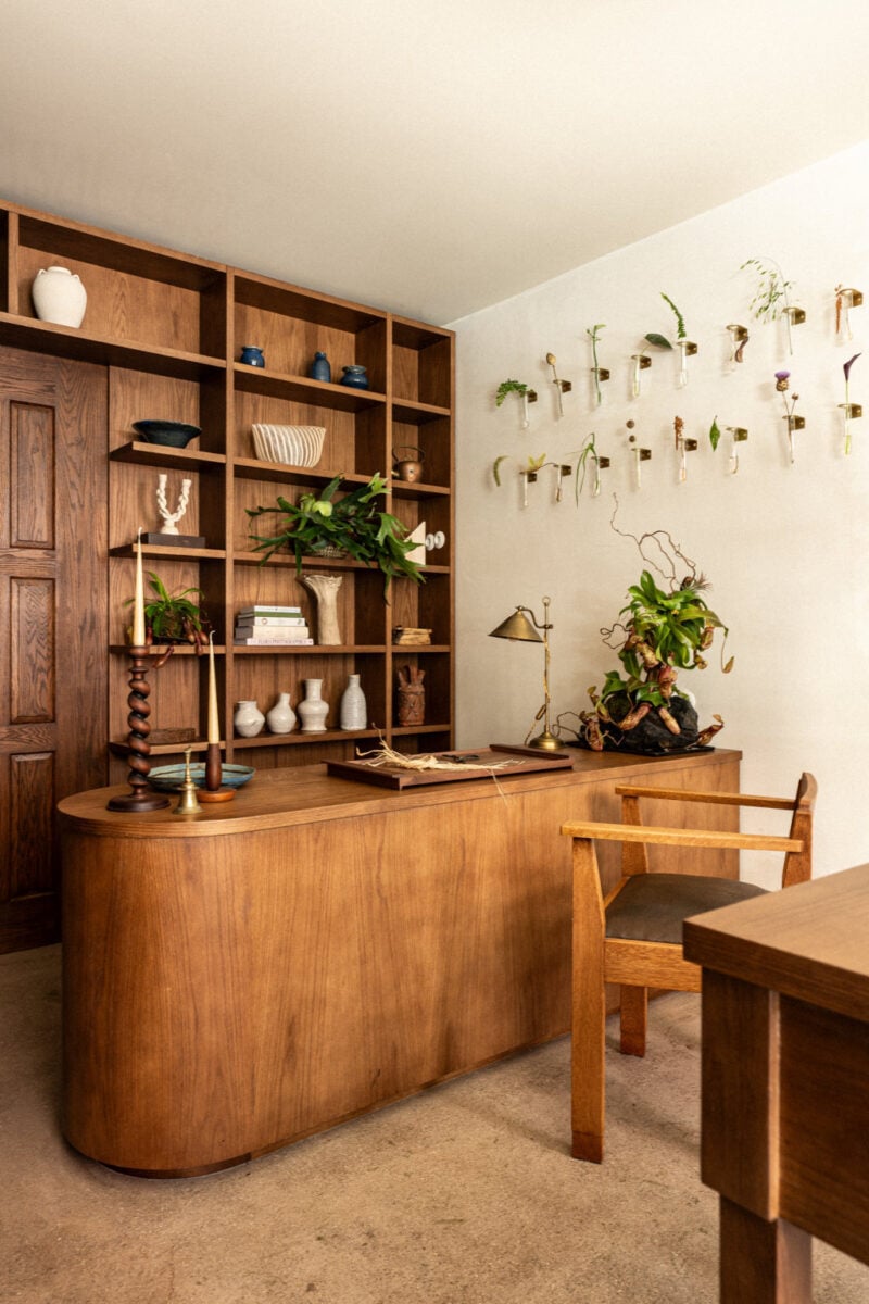 Casa Cedo è una guest house boutique dove il tempo scorre lento, fra giardini segreti e salotti dalle atmosfere Déco Casa Cedo è una guest house boutique dove il tempo scorre lento, fra giardini segreti e salotti dalle atmosfere Déco