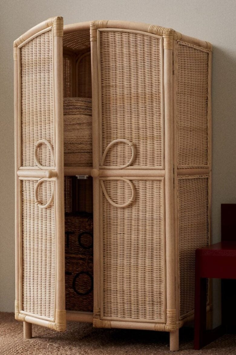 Mobiletto per bambini in rattan