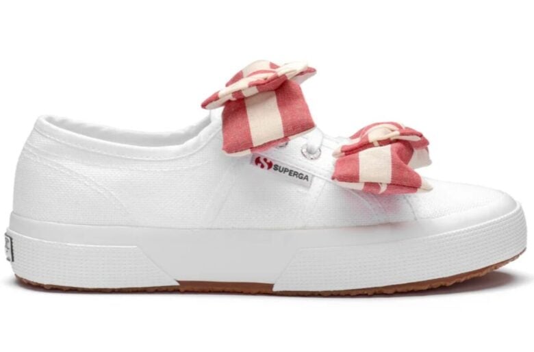 Spazio all’estate romantica con il nuovo lancio Superga x Mrs. Francoise