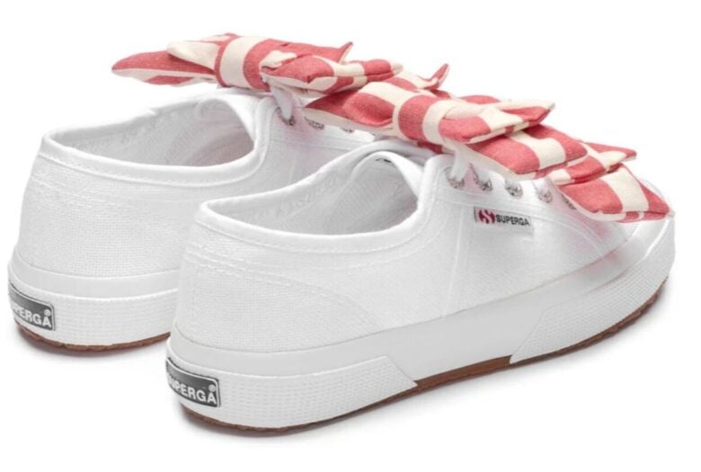 Spazio all’estate romantica con il nuovo lancio Superga x Mrs. Francoise