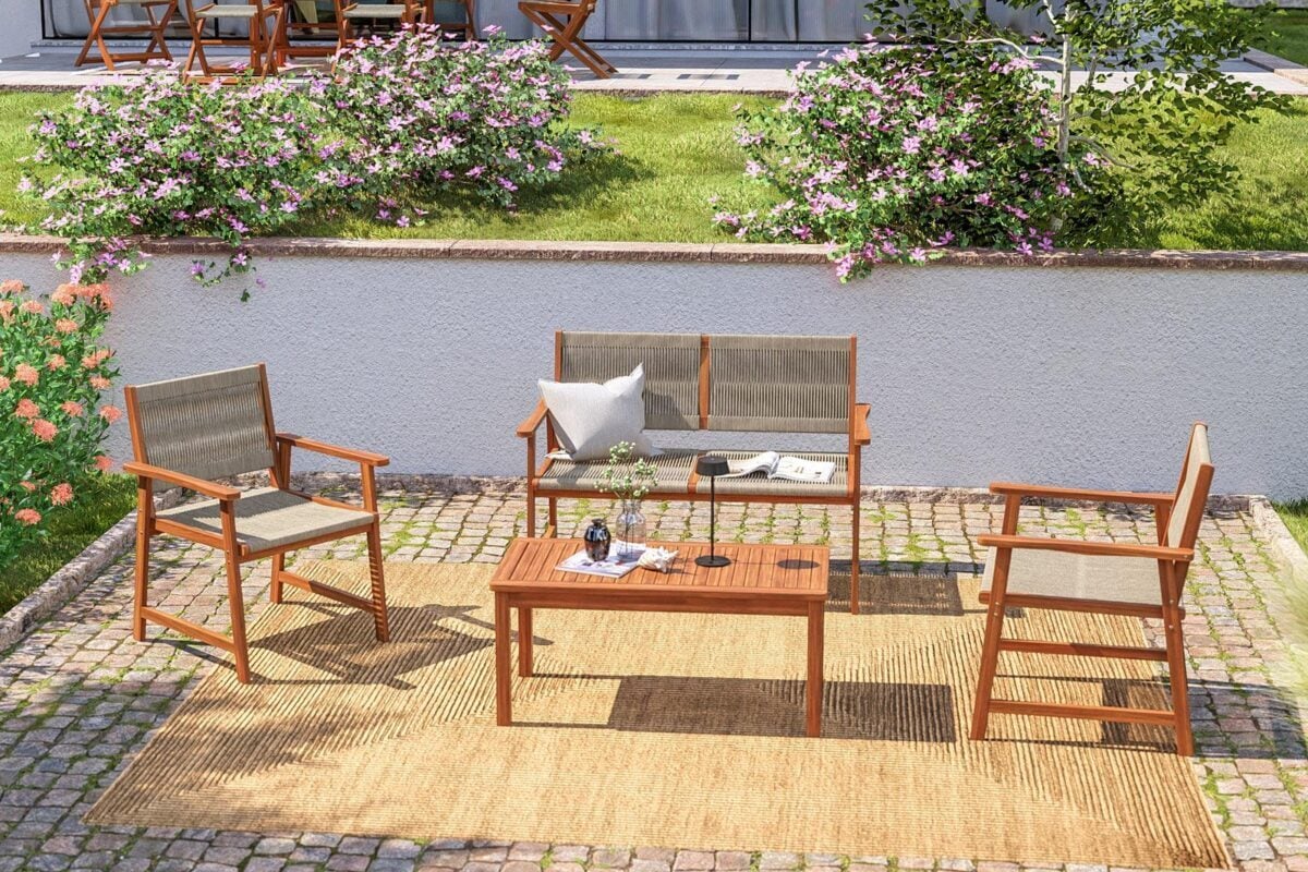 Arredo giardino: il fascino del legno di acacia firmato Deghi Arredo giardino: il fascino del legno di acacia firmato Deghi