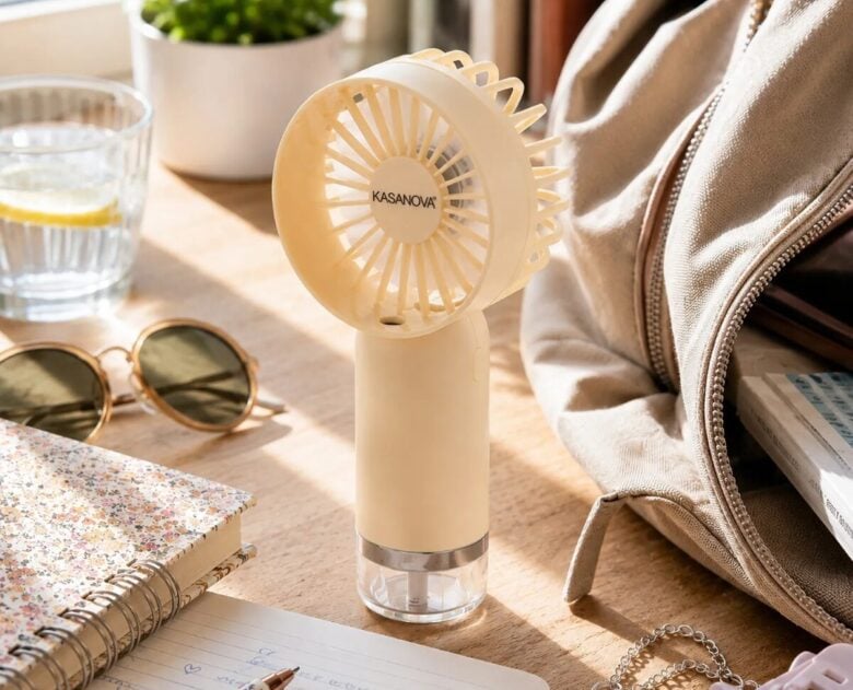 mini-ventilatore-con-nebulizzatore
